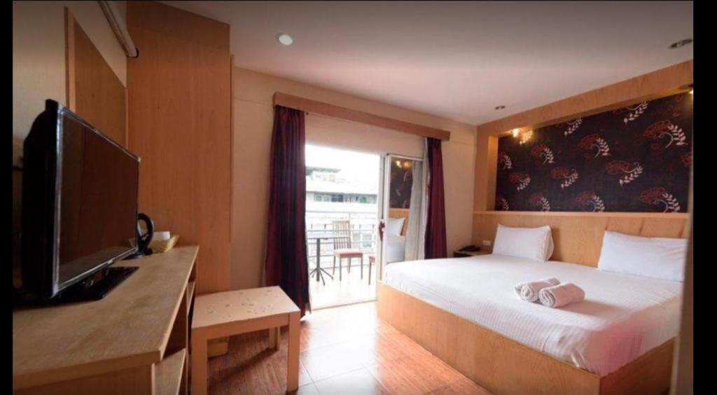 New Pind Balluchi Inn Pattaya Esterno foto